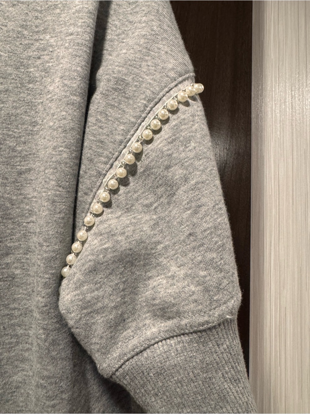 Grey Pearl-Trim Women's Fleece Top; M; NWT